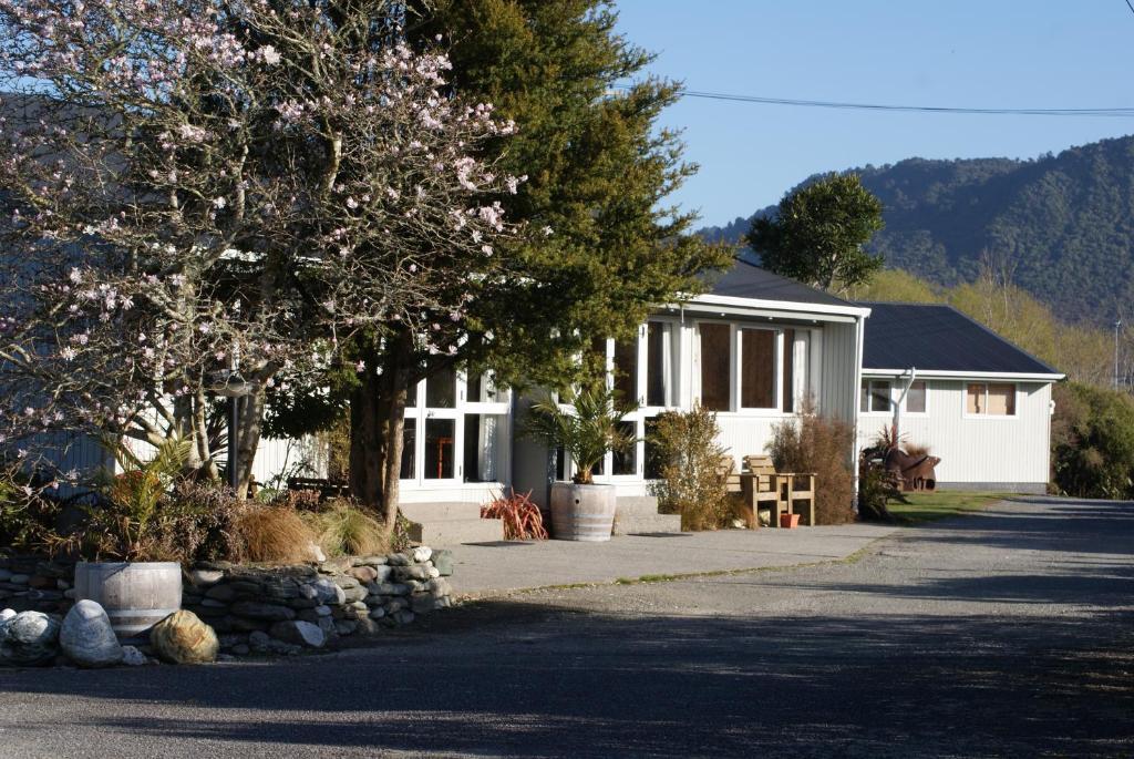 Motel Apostles View 3*